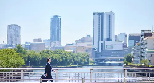 現役インフルエンサーが企画から編集まで監修